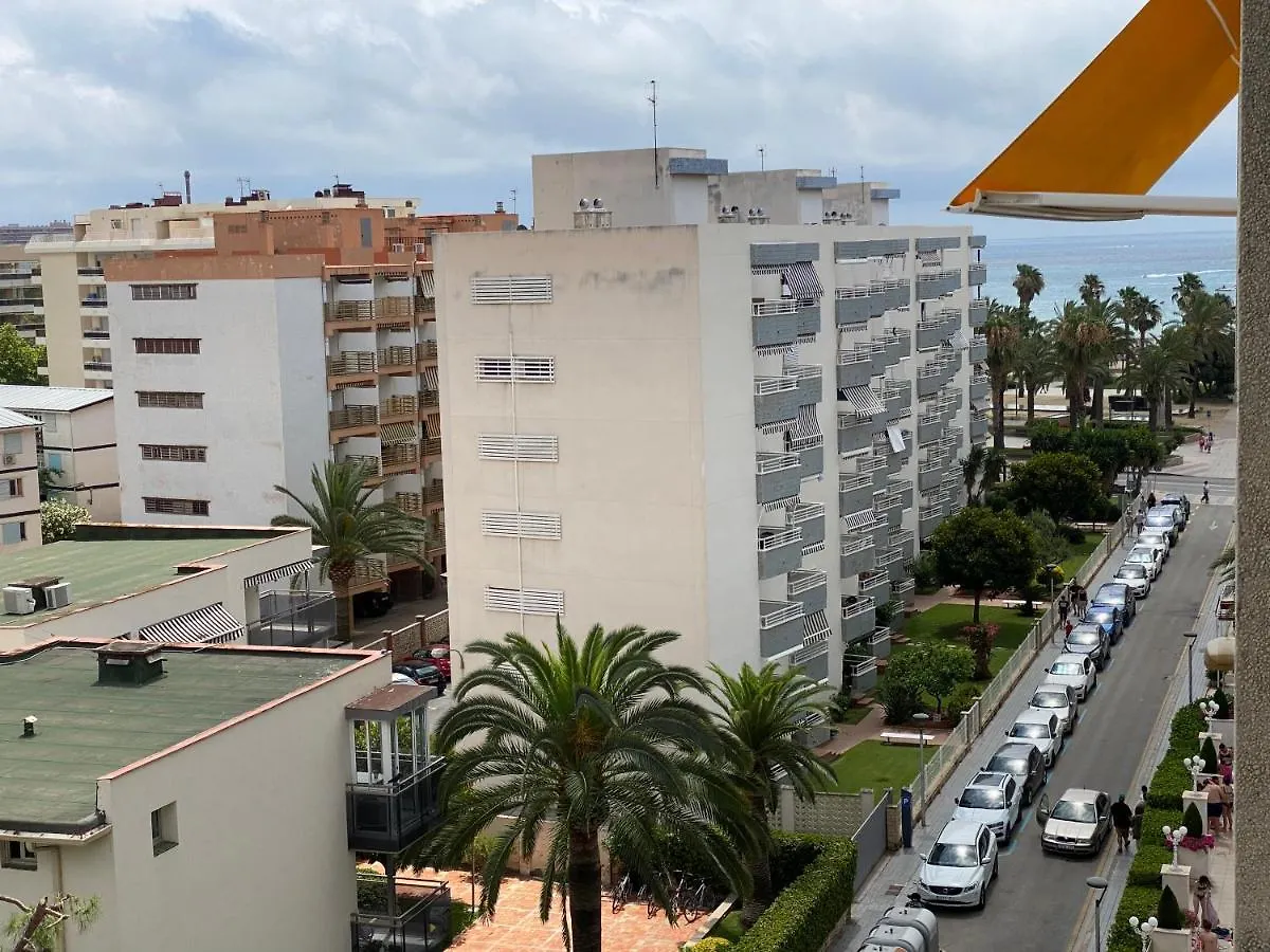 Apartamento Con Piscina En 1ª Linea De Playa En Salou Apartmán