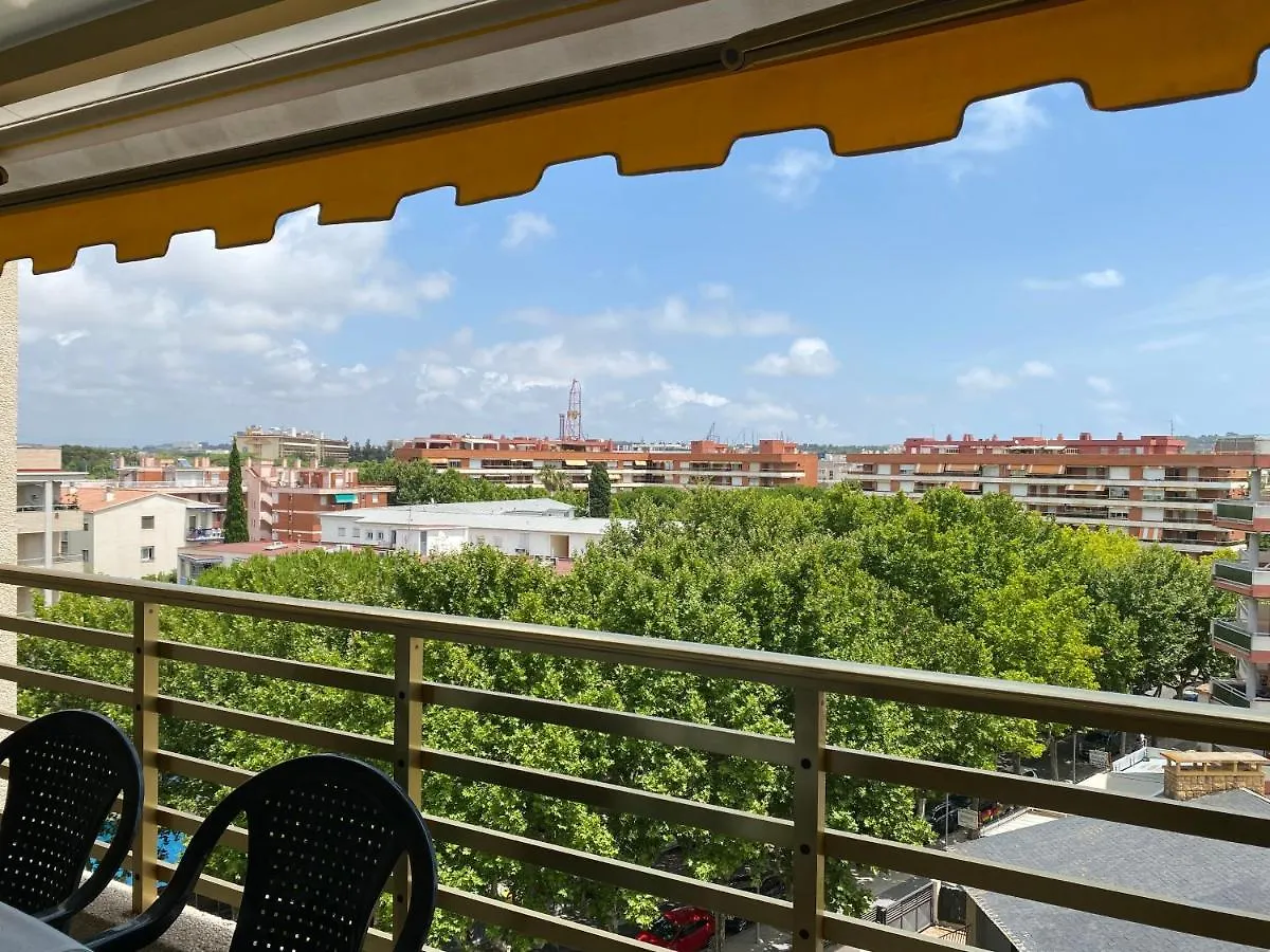 Апартаменты Apartamento Con Piscina En 1ª Linea De Playa En Салоу